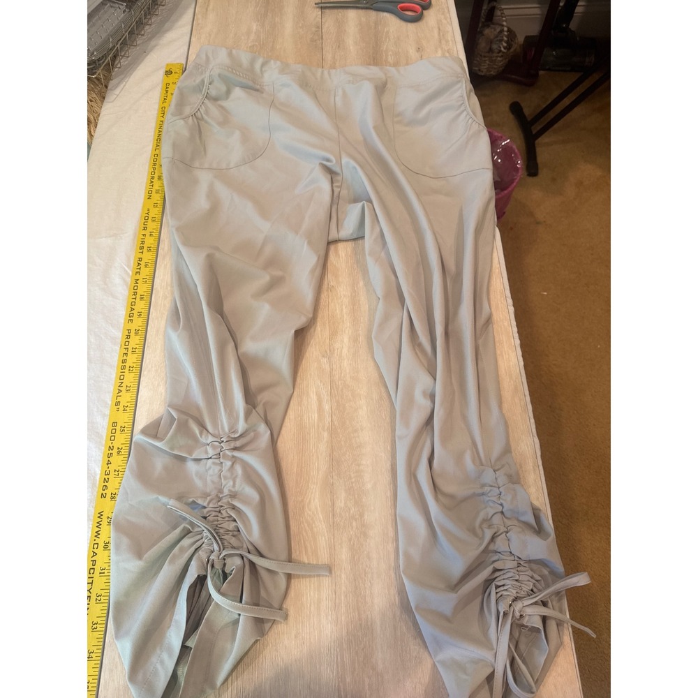 Zenergy by Chicos Gray Ruched Bungee Pants Size 2 Womens Active Travel 26 Inseam - Picture 2 of 3
